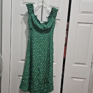 ASTR Green Floral Dress